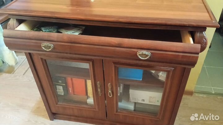 Тумба для телевизора