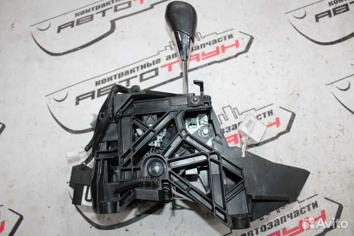 Ручка кпп toyota avensis ZRT272W змейка атм