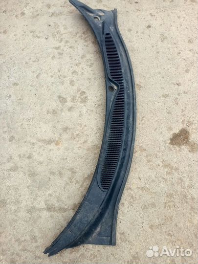 Жабо под лобовое стекло Dodge Stratus Цельный