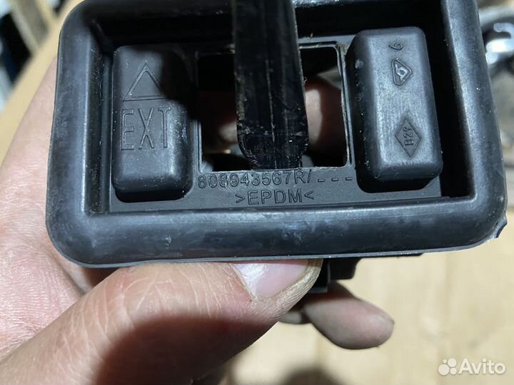 Ограничитель двери задней рено каптюр