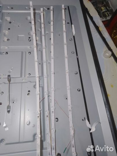 Hisense 43A7500F разбор