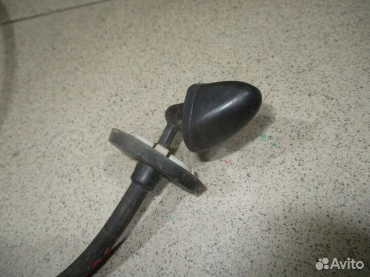 Форсунка омывателя заднего стекла Hyundai Tucson