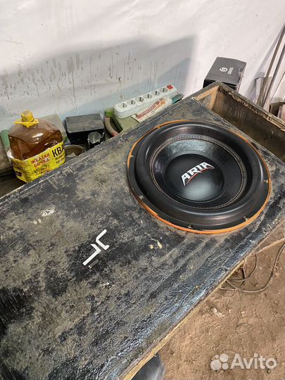 Сабвуфер aria