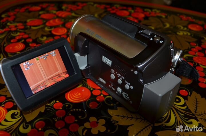 Видеокамера Panasonic SDR-280EE-S