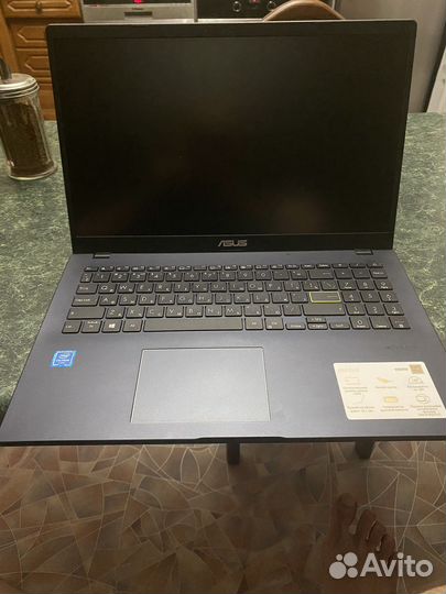 Asus Laptop R522MA-BR021 черный