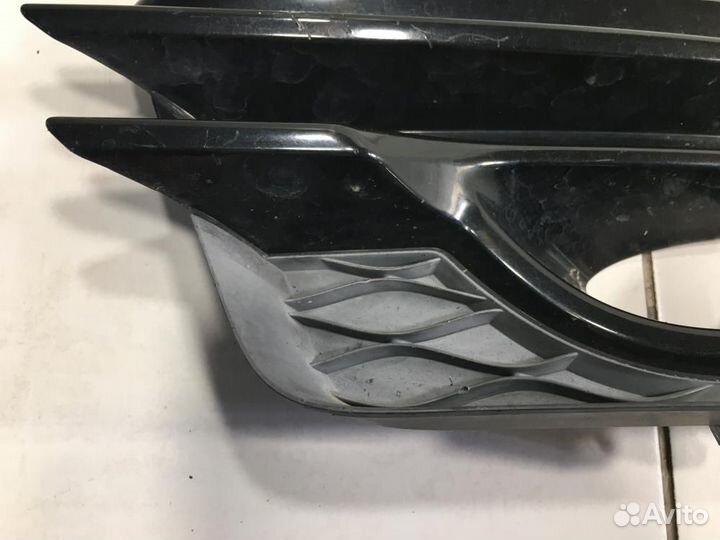 Окантовка противотуманной фары левая Infiniti Q50