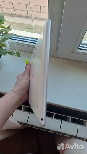 Планшет lenovo