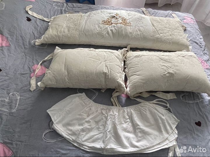 Комплект в детскую кроватку бортики