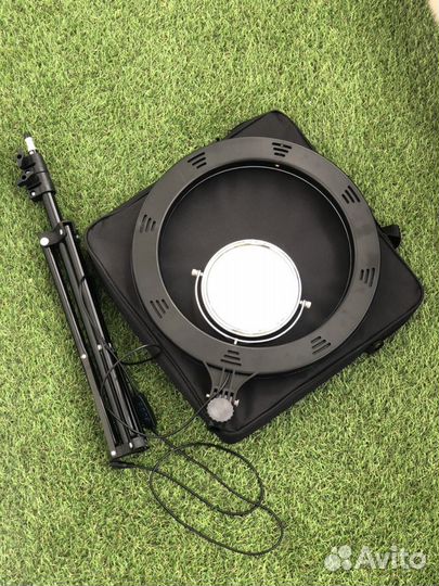 Кольцевая лампа