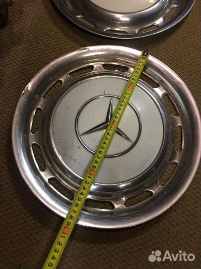 Колпаки mercedes старые (комплект)