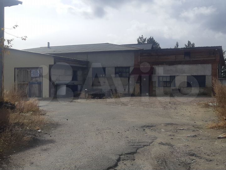 Гараж, > 30 м²