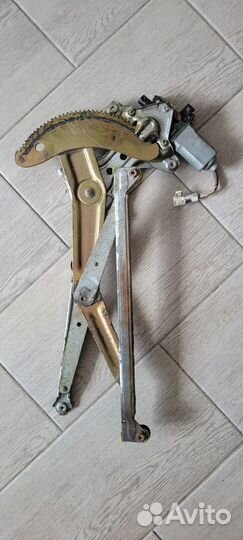 Стеклоподъемный механизм Toyota Corona Premio