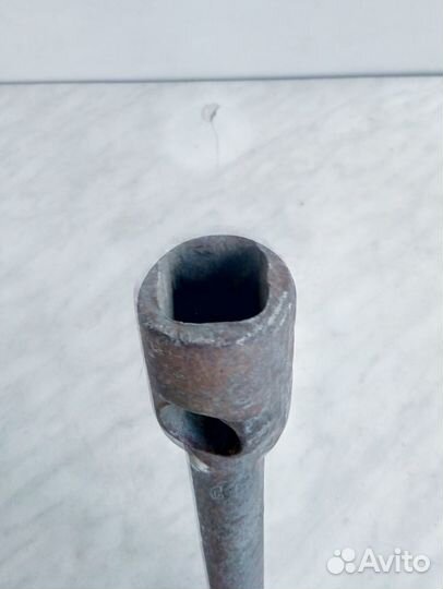 Ключ баллонный СССР прямой 41х22мм квадрат