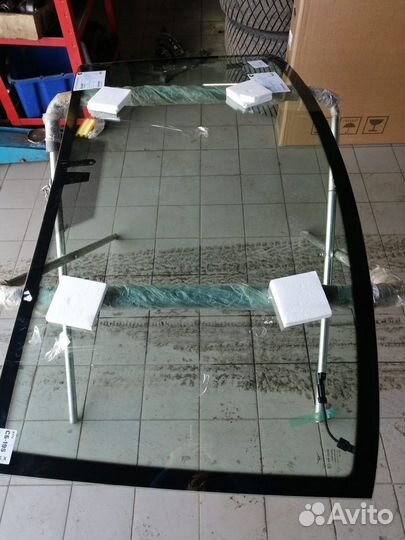 Стекло лобовое 4593agnh AGC на УАЗ Patriot 3163