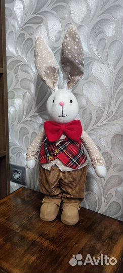 Интерьерная игрушка заяц