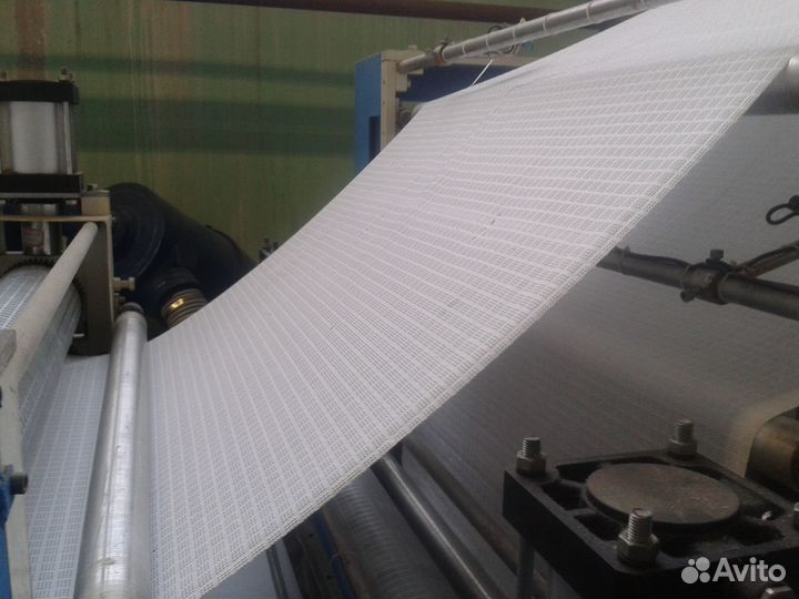 Станок для производства салфеток V-сложения