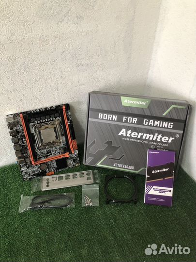 Материнская плата с процессором и памятью