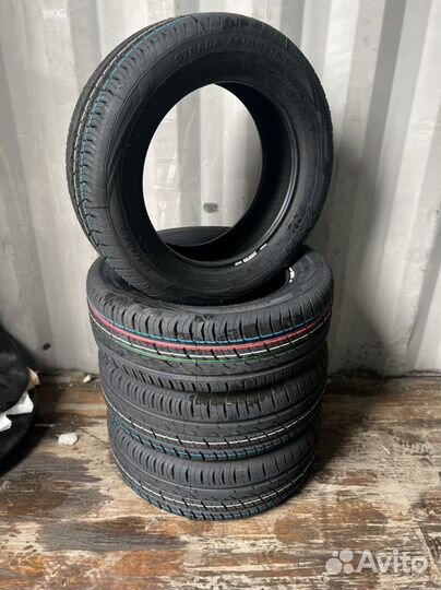Viatti Strada Asimmetrico V-130 205/60 R16 92V