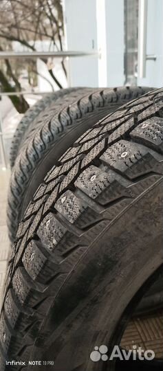 Viatti Brina Nordico V-522 215/60 R16 95T