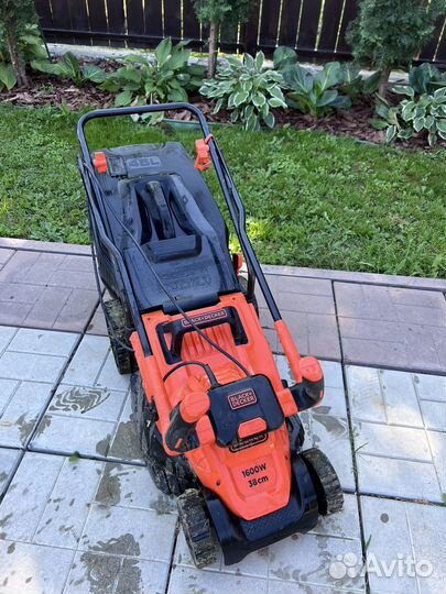 Газонокосилка электрическая black decker