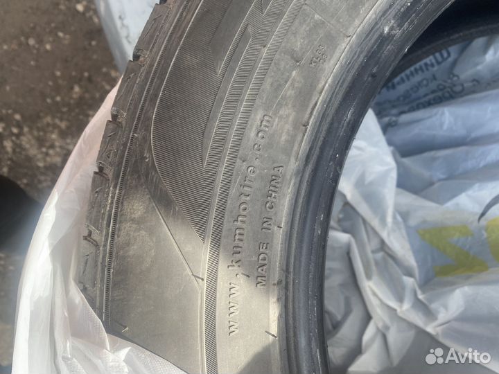 Kumho 722 225/60 R17