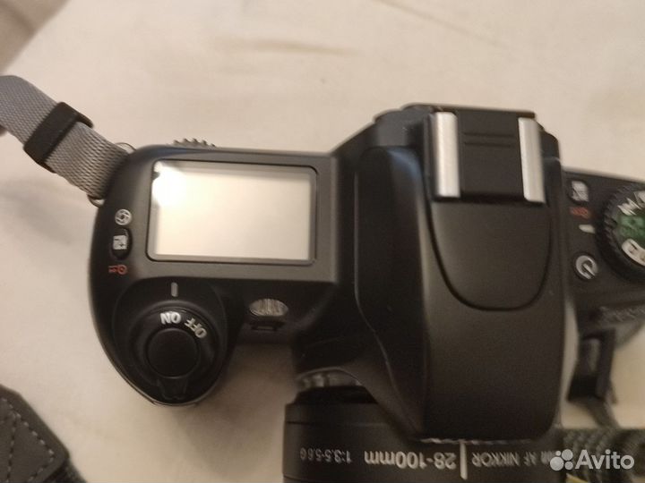 Зеркальный фотоаппарат nikon f 65 с объективом