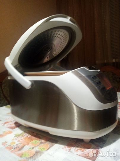 Мультиварка Redmond