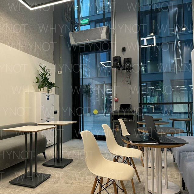 Торговая площадь в Stone Towers, 29.4 м²