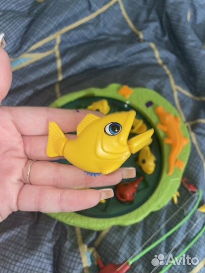Игра детская лови рыбку