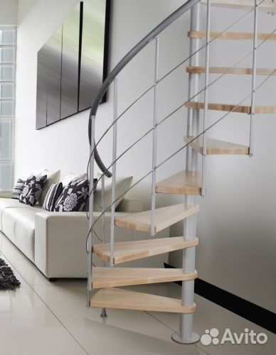 Деревянная лестница