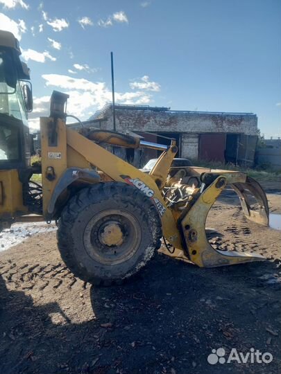 Фронтальный погрузчик XCMG LW300F, 2012