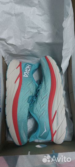 Кроссовки hoka женские