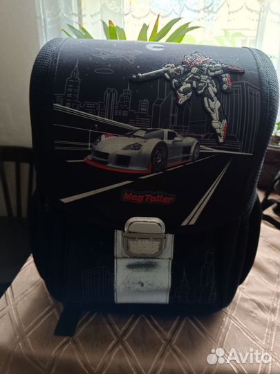 Школьный рюкзак для мальчика