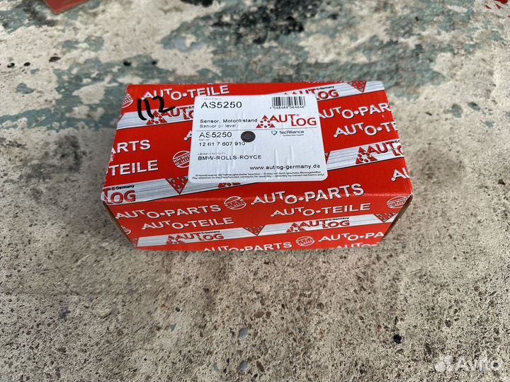 Датчик уровня масла bmw 3 серии e90 n52b25