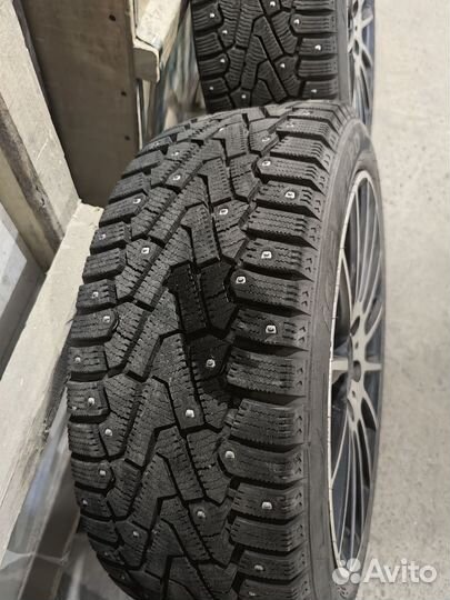 Pirelli Ice Zero 225/45 R17 94T