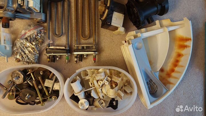 Запчасти для стиральных машины Ariston