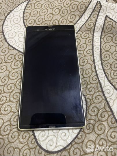 Sony Xperia X, 3/32 ГБ