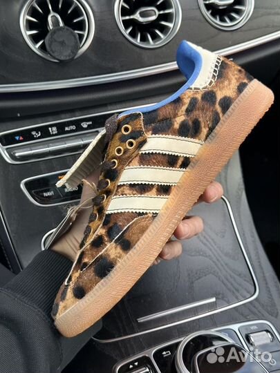 Кроссовки Adidas Smamba Wales Bonner Leopard