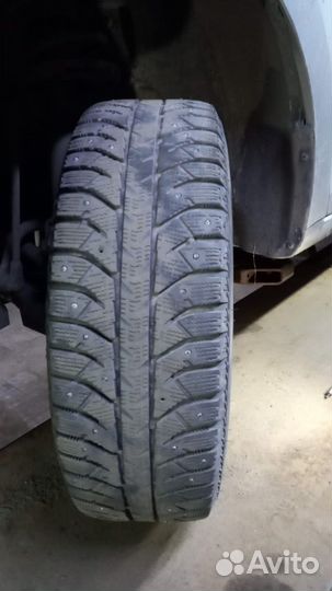 Bridgestone Ice Cruiser 7000S 185/65 R15 88