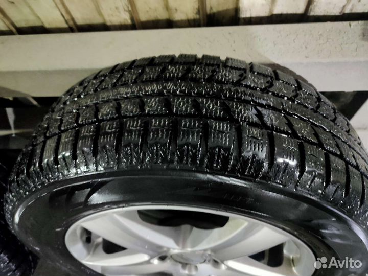 Toyo 310 205/65 R16 114
