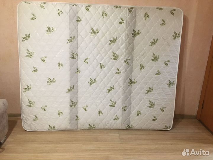 Матрас 160х200 бу