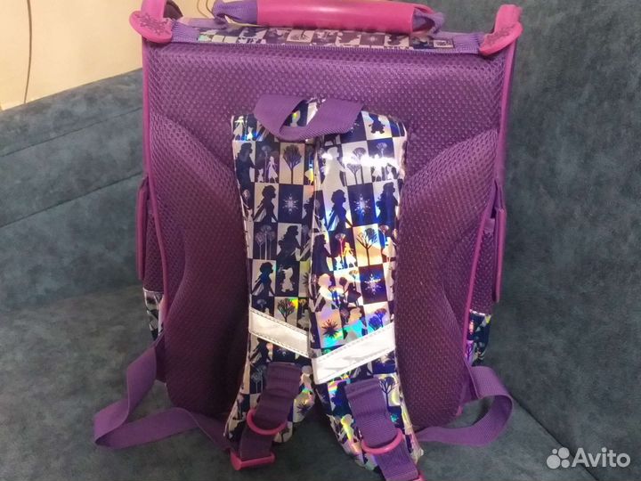 Школьный рюкзак