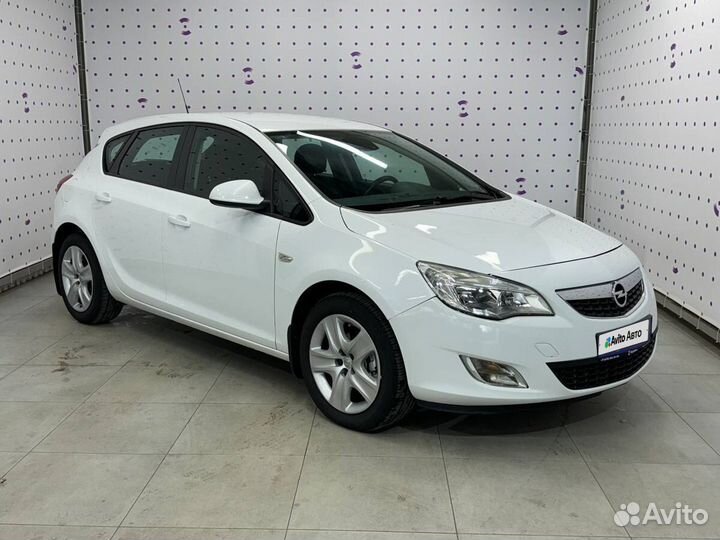 Opel Astra 1.6 AT, 2011, 130 181 км