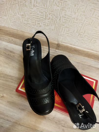 Туфли босоножки 38 размер