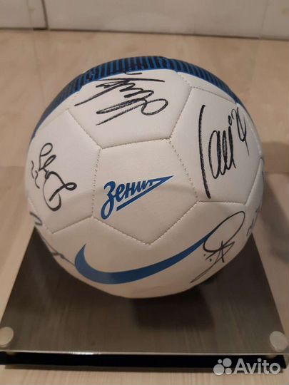 Футбольный мяч adidas оригинал