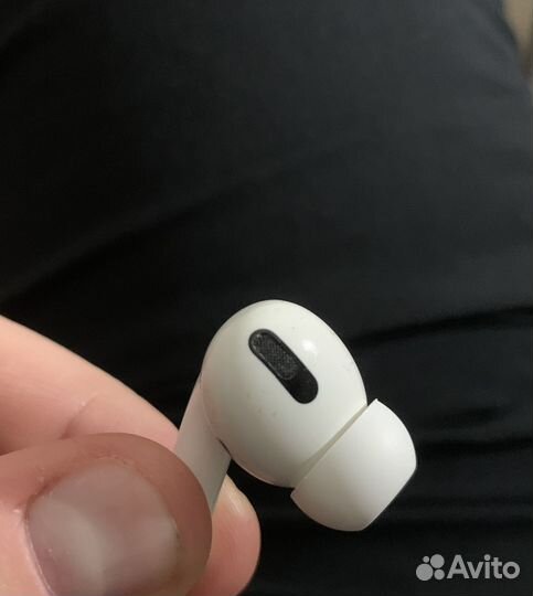 IPods pro (левый)