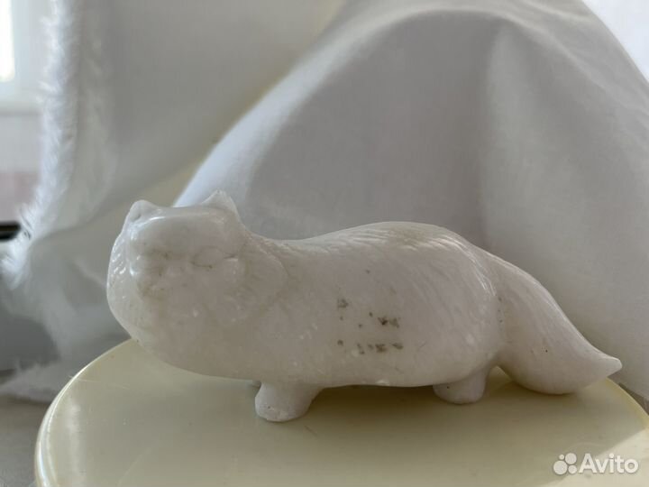 Фигурки из натурального камня