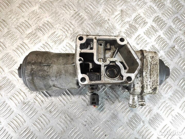 Корпус масляного фильтра Volkswagen Transporter T5