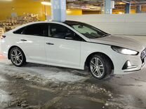 Hyundai Sonata 2.4 AT, 2018, 92 868 км, с пробегом, цена 2 300 000 руб.