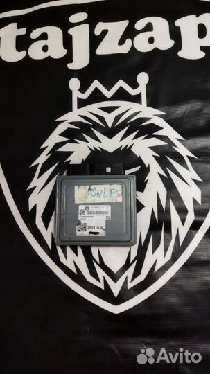 Блок управления двигателем Golf VI 03F906070JK